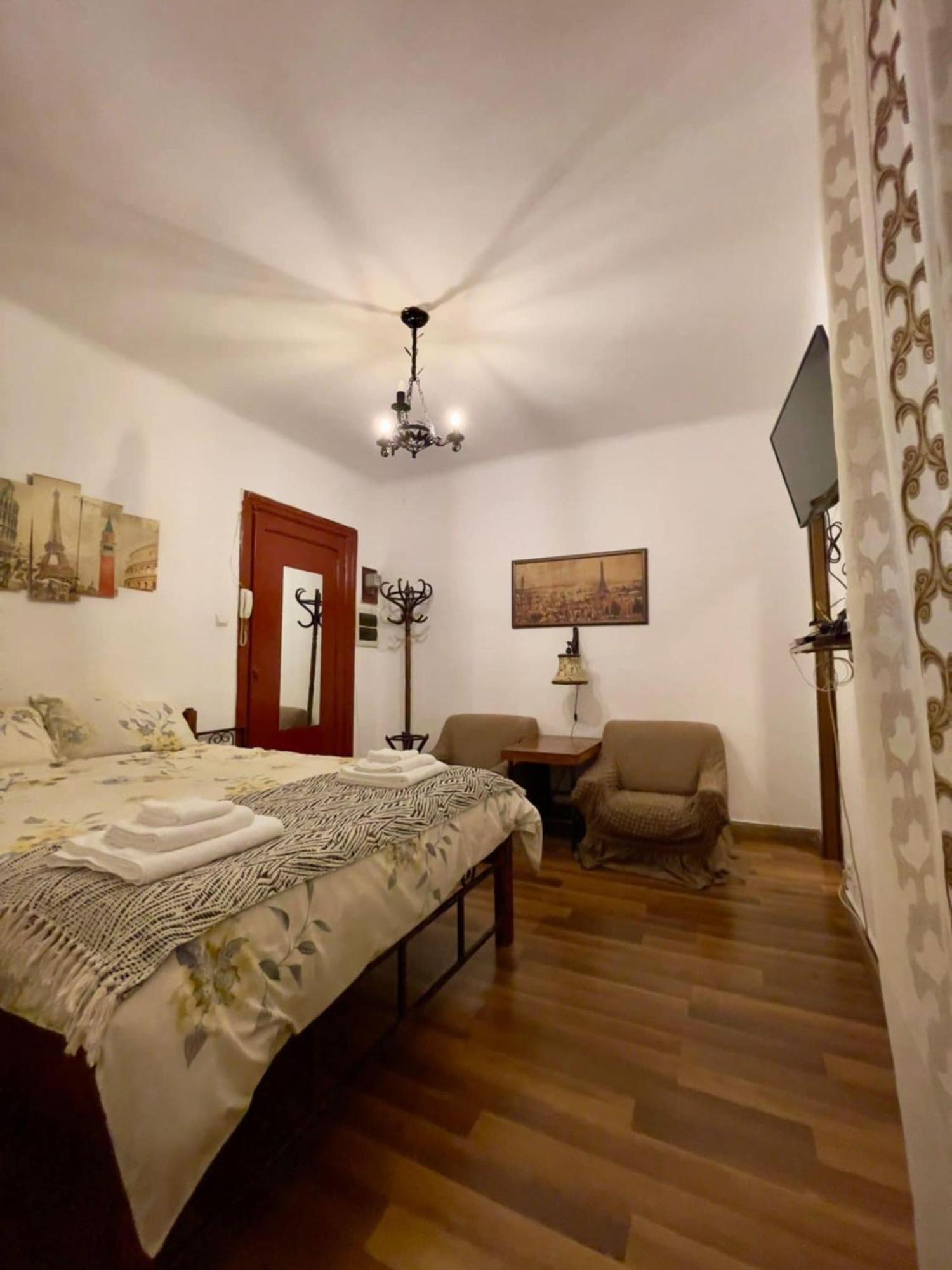 Central Vintage Bucharest Apartment ภายนอก รูปภาพ